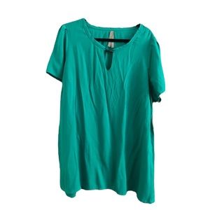 2/$10!! Penningtons bright green top short sleeve blouse 3XL